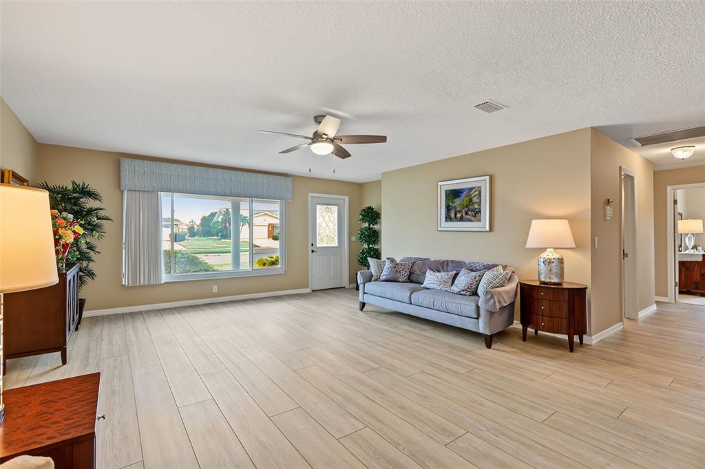 403 S PEBBLE BEACH BOULEVARD, SUN CITY CENTER, FL — photo 5 of 25