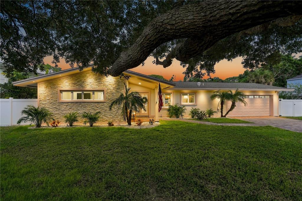 107 PETERSON LANE, PALM HARBOR, FL — photo 2 of 39