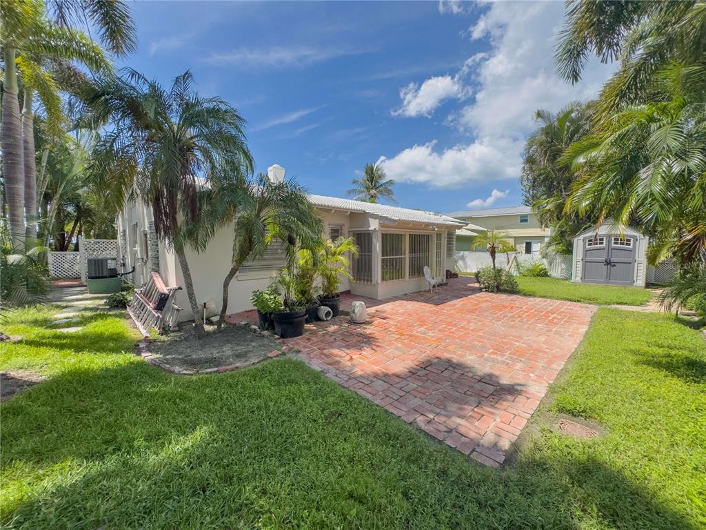 16107 GULF BOULEVARD, REDINGTON BEACH, FL — photo 3 of 25