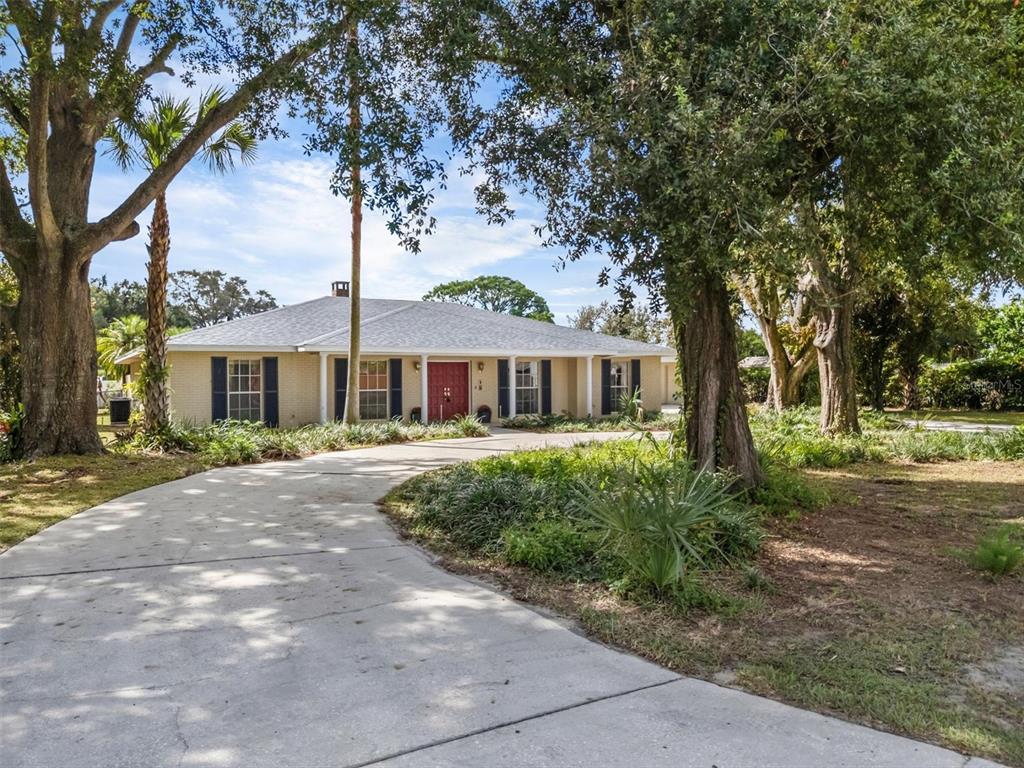 2111 WINTERSET ROAD