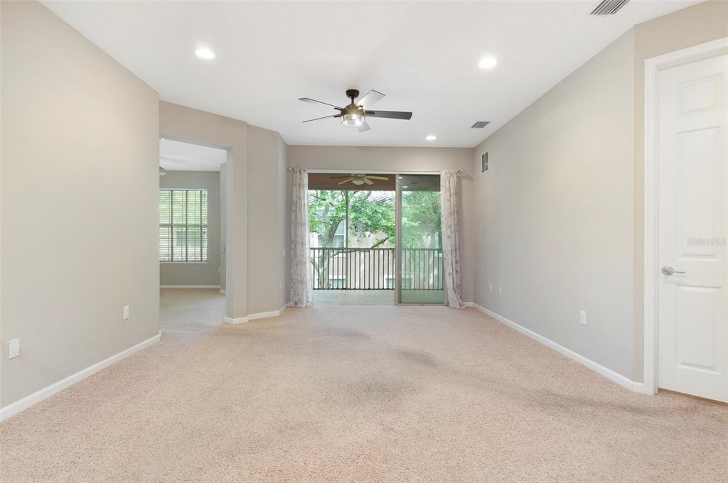 899 LANTERN WAY UNIT 201, CLEARWATER, FL — photo 4 of 30