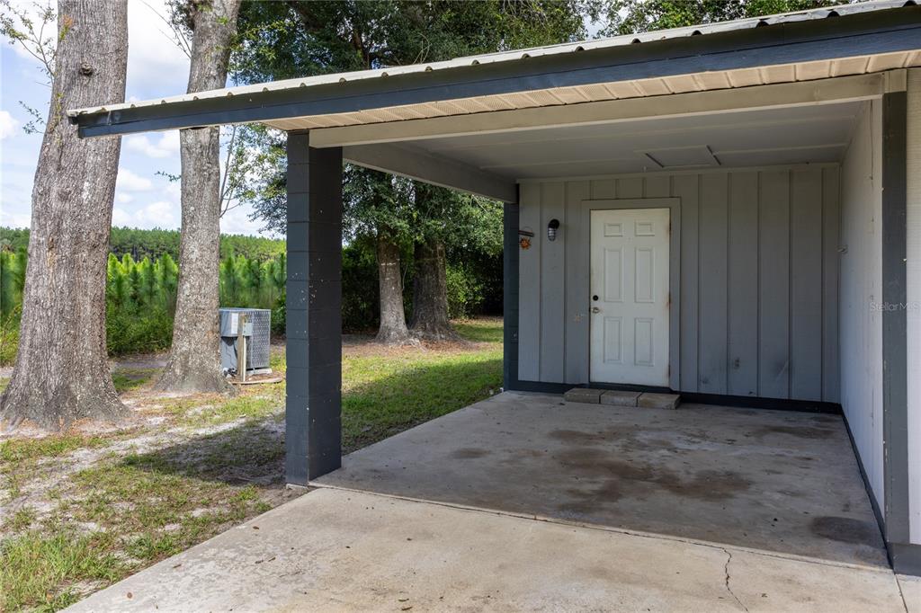 1424 NW 13TH AVENUE, CHIEFLAND, FL — photo 5 of 30