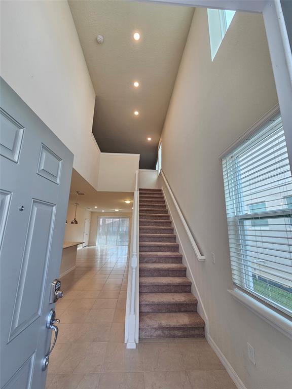 3273 LILAC WAY, DAVENPORT, FL — photo 3 of 49