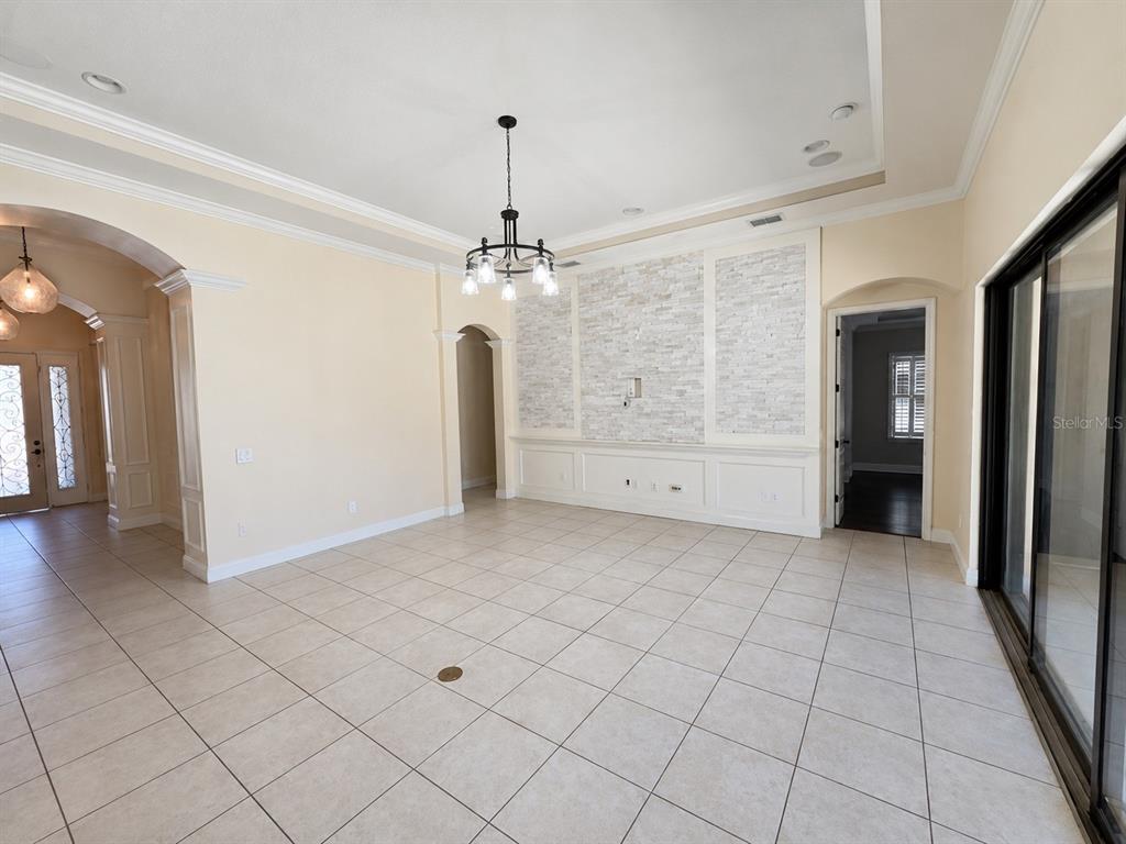 10911 CHARMWOOD DRIVE, RIVERVIEW, FL — photo 4 of 16