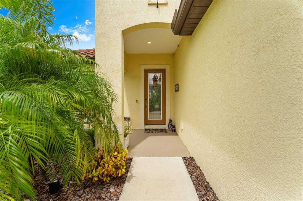 208 CAPRIANA COURT, NOKOMIS, FL — photo 3 of 30