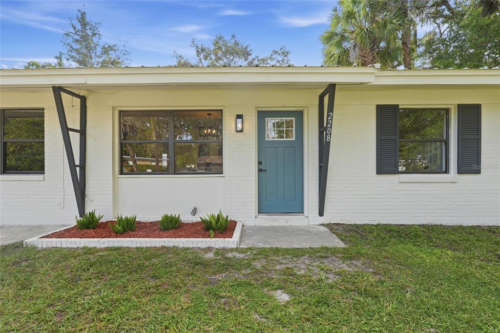 2208 NE 15TH TERRACE, GAINESVILLE, FL — photo 4 of 28
