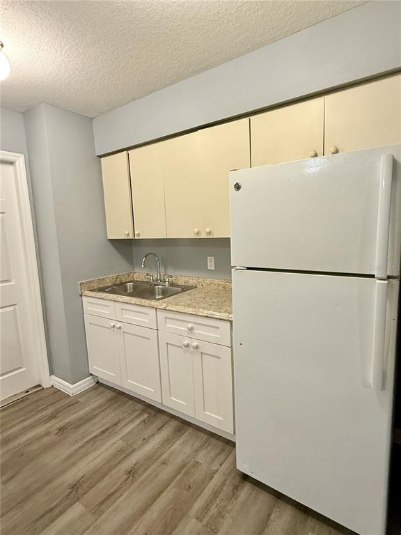 3514 E MOHAWK AVENUE, TAMPA, FL — photo 4 of 16