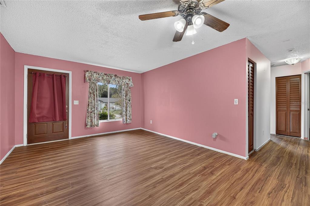 332 BRANDYWINE DRIVE, VALRICO, FL — photo 5 of 38