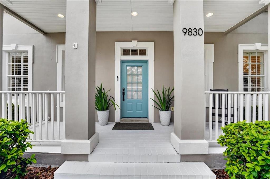 9830 W PARK VILLAGE DRIVE, TAMPA, FL — photo 5 of 30