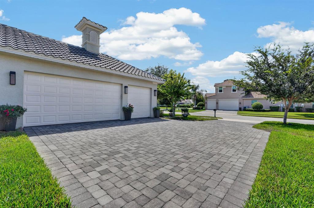36 NEW WATER OAK DRIVE, PALM COAST, FL — photo 5 of 30