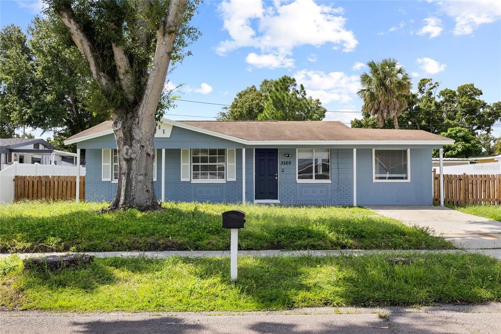 3505 LIBBY LOOP, TAMPA, FL — photo 2 of 30