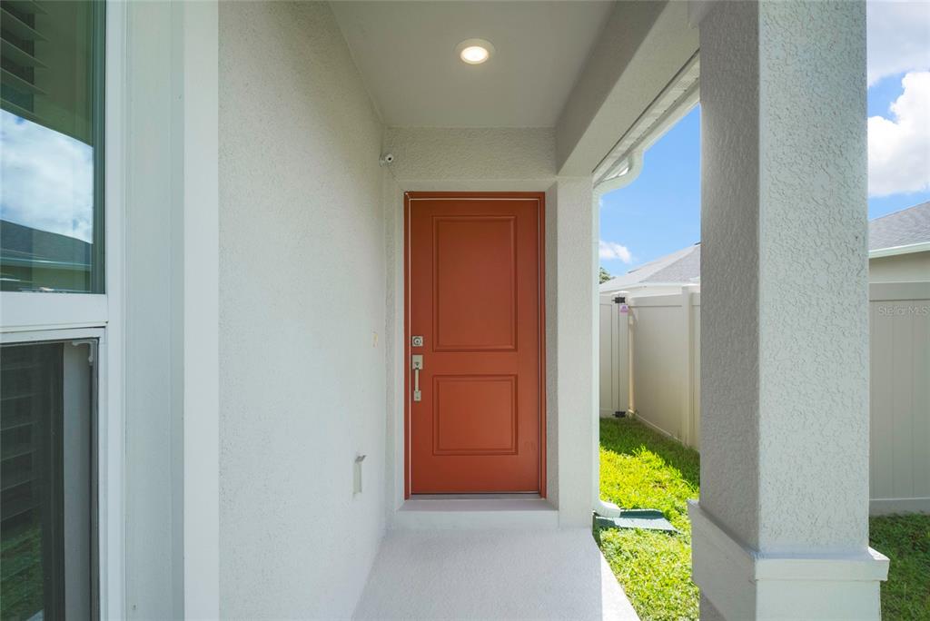 8377 WILDER PINES AVENUE, LAKELAND, FL — photo 3 of 30