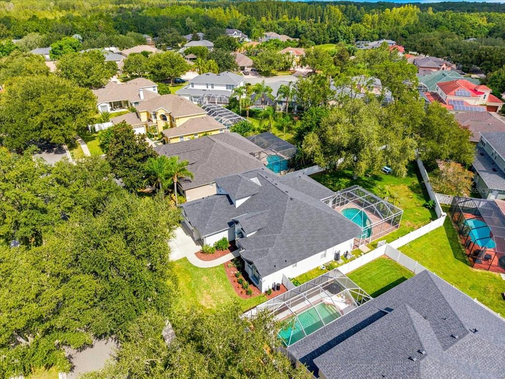 15019 LAKE EMERALD BOULEVARD, TAMPA, FL — photo 2 of 30