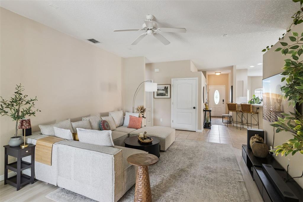 836 SUSSEX DRIVE, DAVENPORT, FL — photo 3 of 30