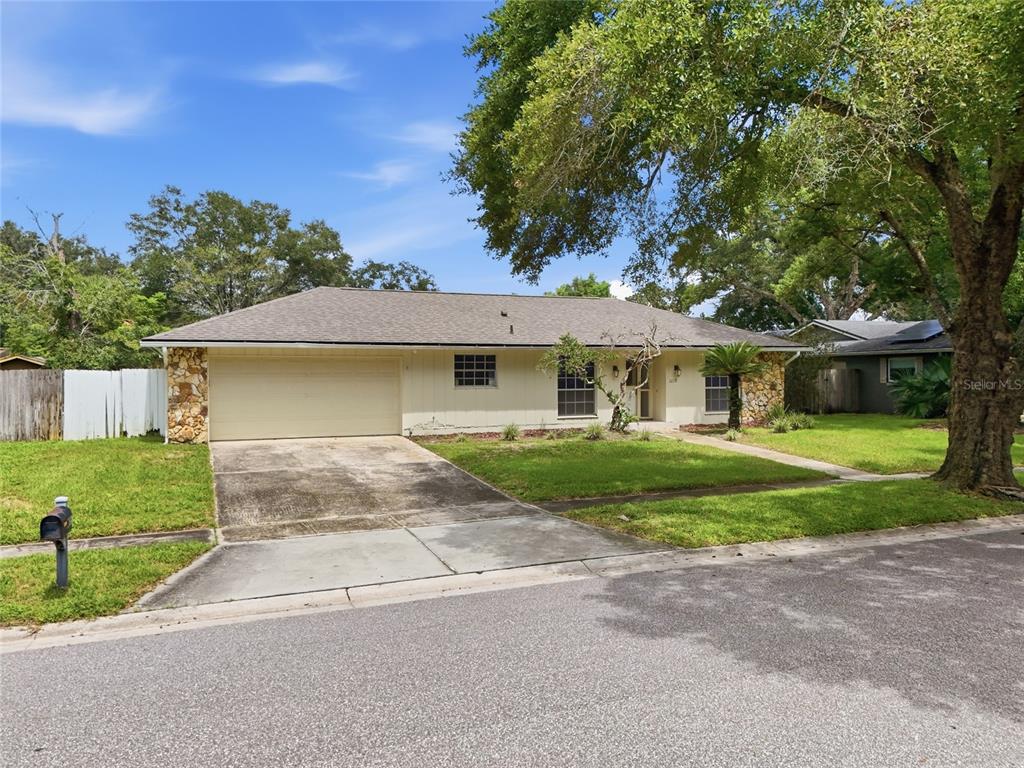 1015 BONITA DRIVE, ALTAMONTE SPRINGS, FL — photo 2 of 30
