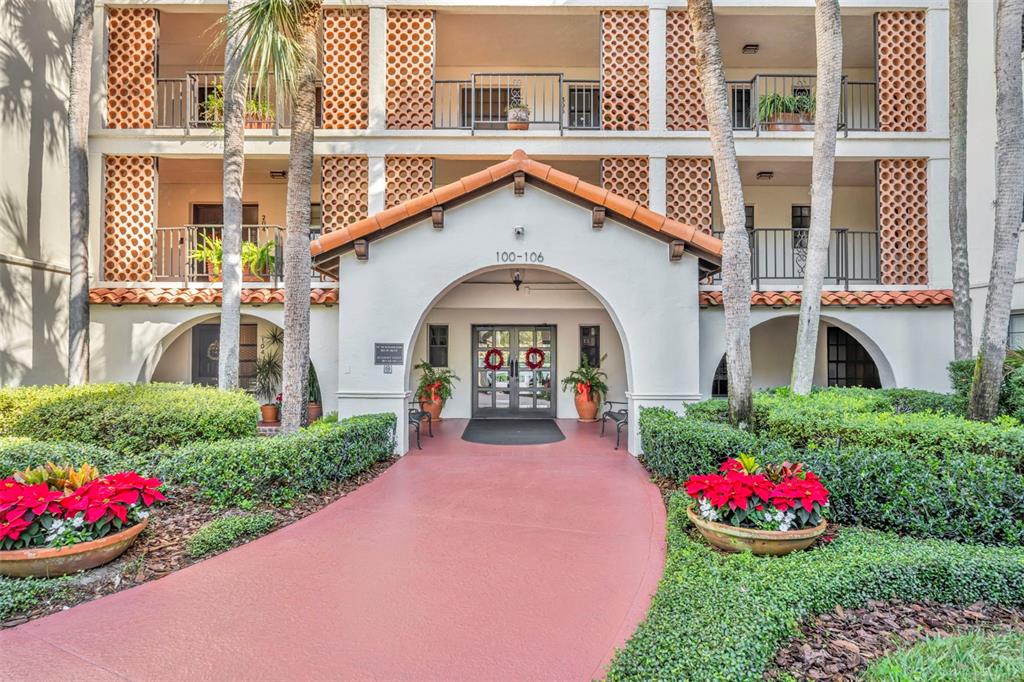 100 S INTERLACHEN AVENUE UNIT 401, WINTER PARK, FL — photo 2 of 25