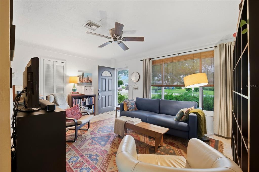 4559 24TH AVENUE N, ST PETERSBURG, FL — photo 3 of 24
