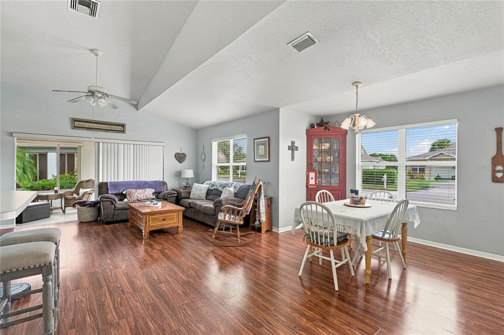 3013 LIVE OAK LANE UNIT 31, PALMETTO, FL — photo 5 of 30