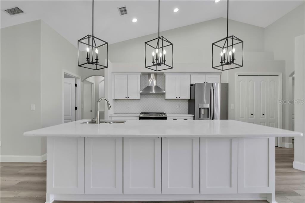 6164 N Silver Palm WAY, BEVERLY HILLS, FL — photo 4 of 30