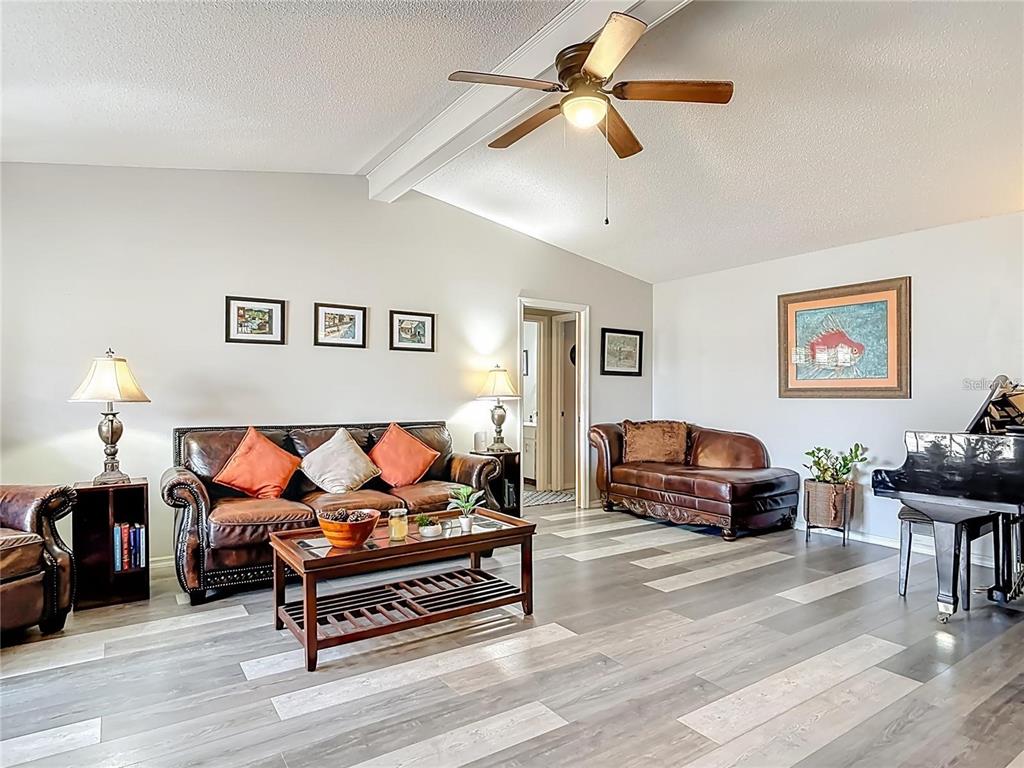 2091 OLDHAM AVENUE, DELTONA, FL — photo 5 of 30