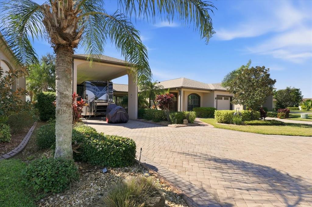 733 MEANDERING WAY, POLK CITY, FL — photo 4 of 30