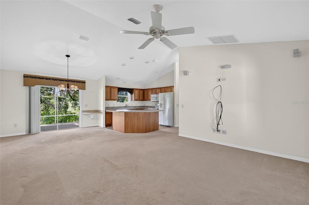 9699 COUNTY ROAD 121, WILDWOOD, FL — photo 4 of 30