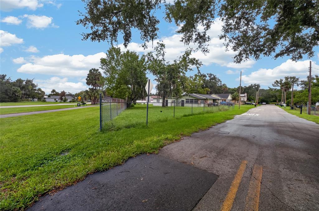 1210 W 15TH STREET, SANFORD, FL — photo 5 of 30