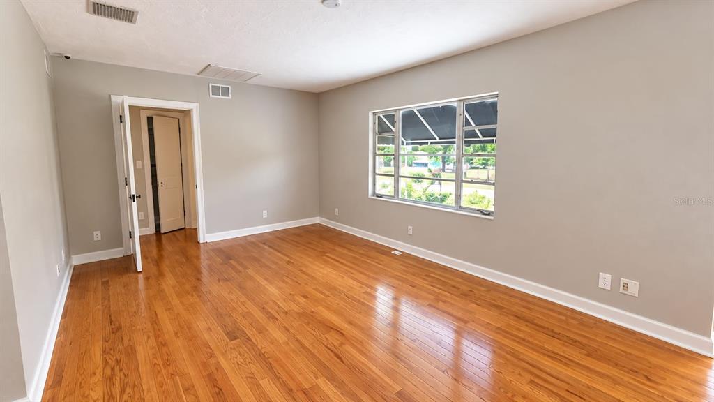 2217 PRINCETON COURT, ORLANDO, FL — photo 4 of 35