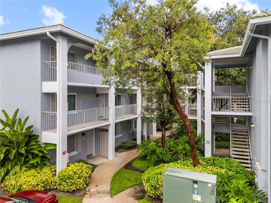 109 OYSTER BAY CIRCLE UNIT 220, ALTAMONTE SPRINGS, FL — photo 2 of 30