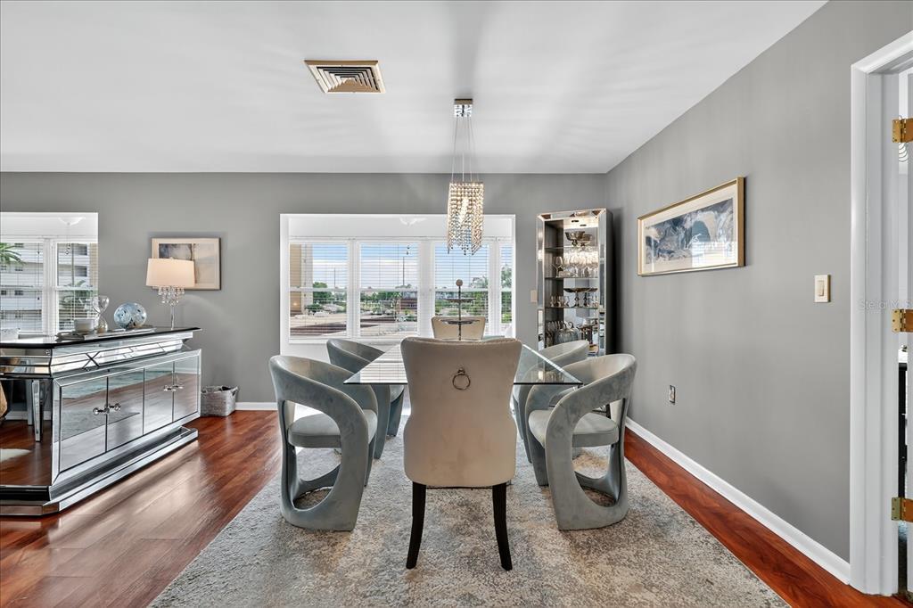 5020 BRITTANY DRIVE S UNIT 322, ST PETERSBURG, FL — photo 2 of 30