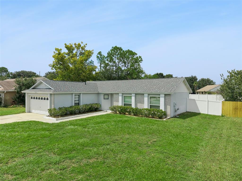 15512 HIDDEN LAKE CIRCLE, CLERMONT, FL — photo 3 of 30