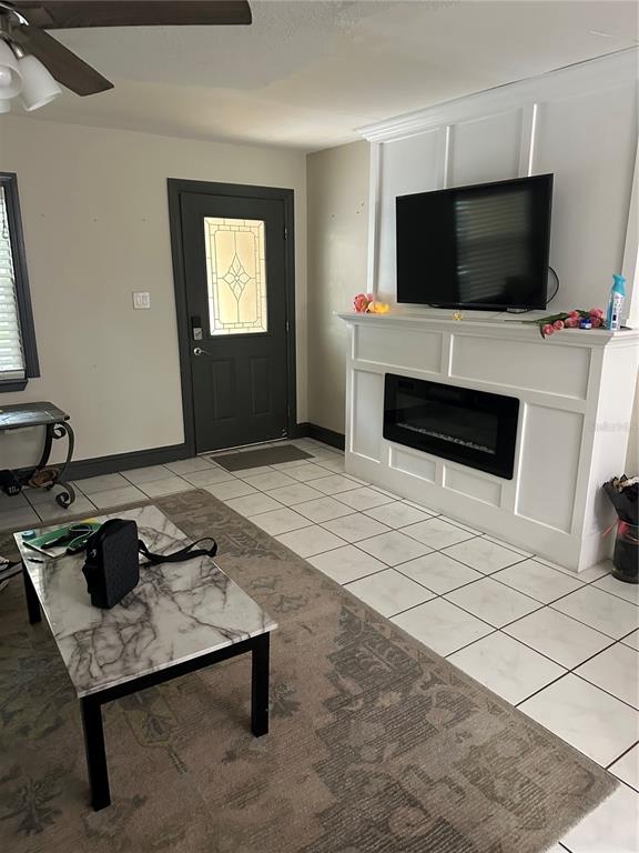 4605 E YUKON STREET, TAMPA, FL — photo 4 of 27