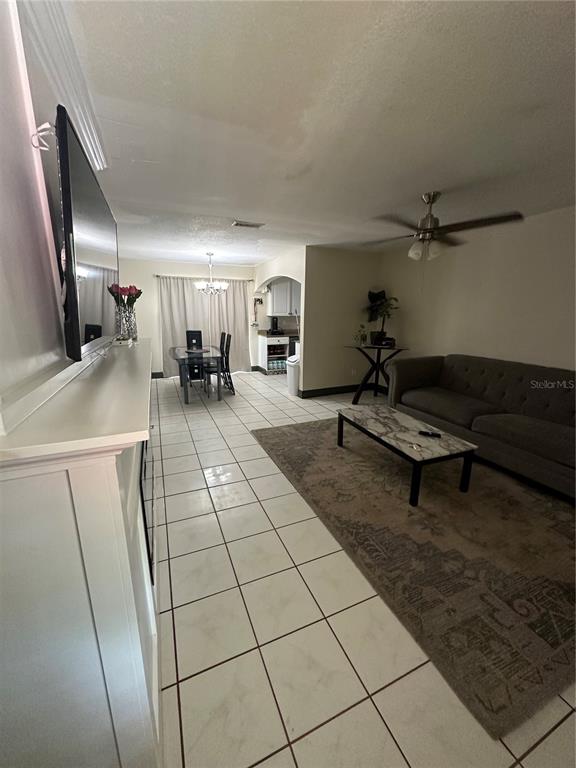 4605 E YUKON STREET, TAMPA, FL — photo 5 of 27