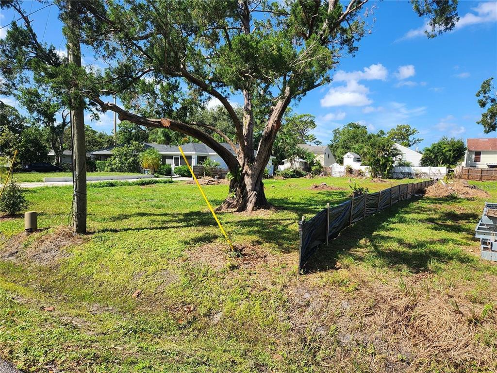 4528, 4530, 4532 SOUTH LOCKWOOD RIDGE ROAD, SARASOTA, FL — photo 2 of 5
