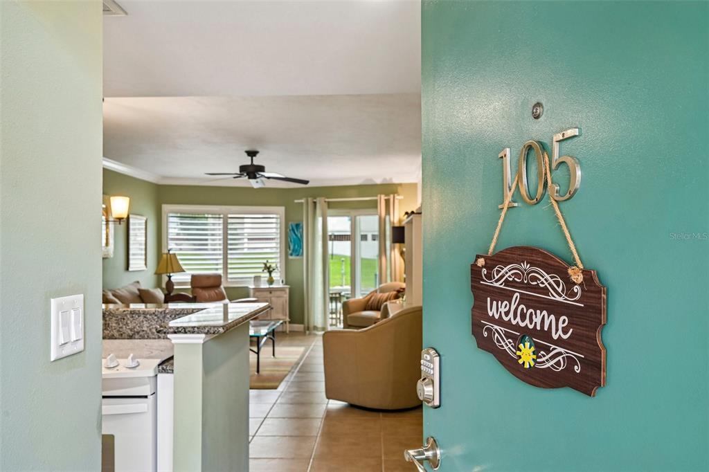 1300 N PORTOFINO DRIVE UNIT 105, SARASOTA, FL — photo 2 of 27