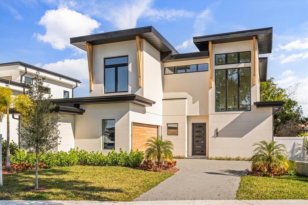 607 ELLEN DRIVE
