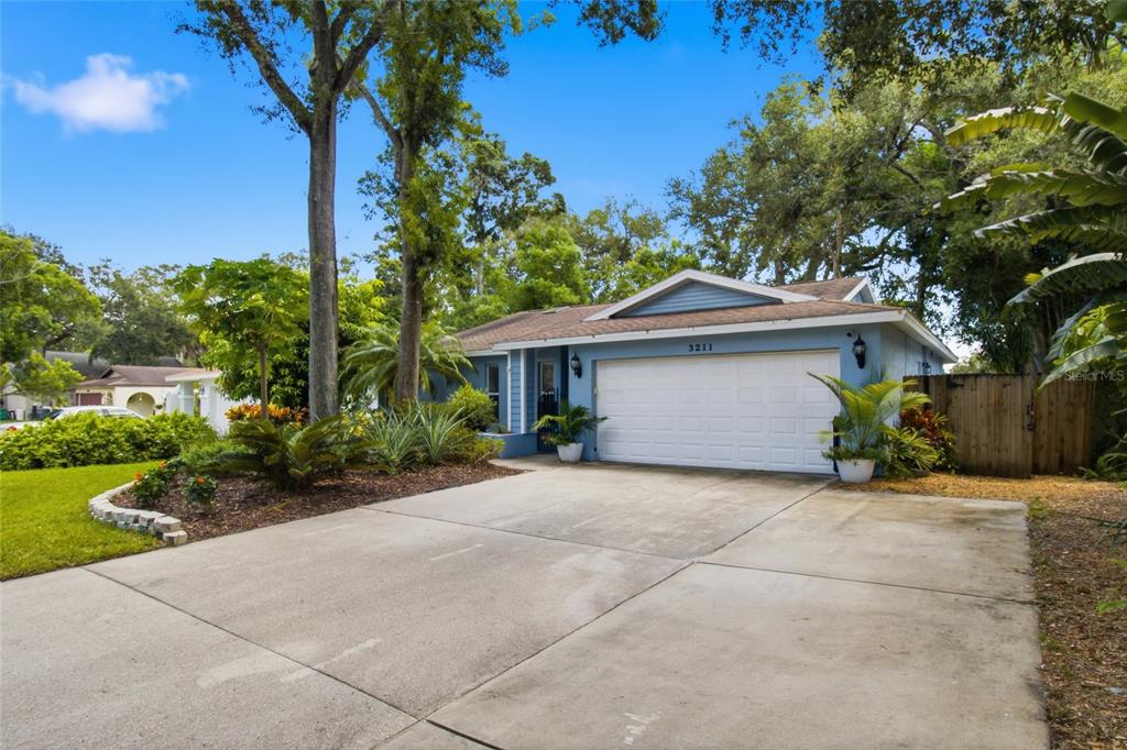 3211 COVENTRY N, SAFETY HARBOR, FL — photo 3 of 30