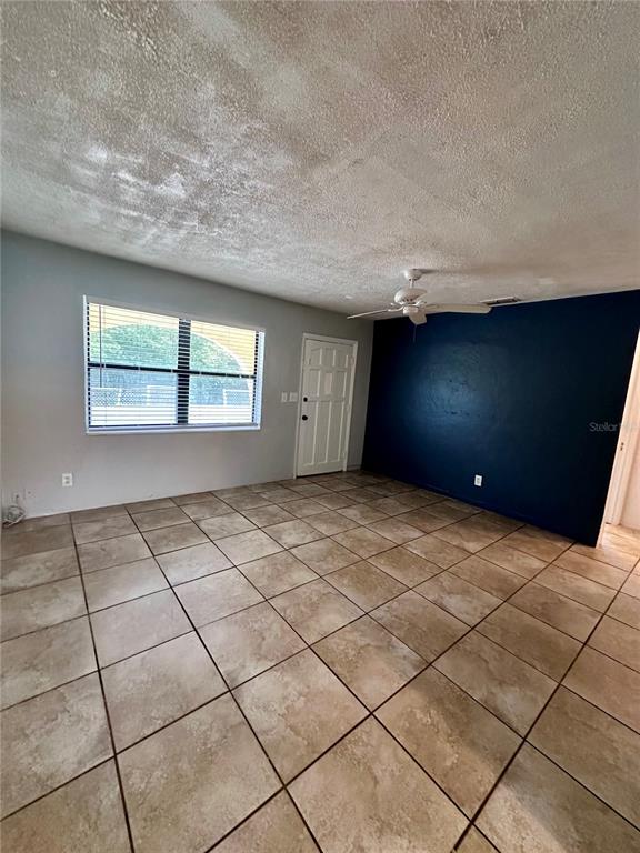 691 W HARBOR DRIVE S UNIT Lower, ST PETERSBURG, FL — photo 4 of 12