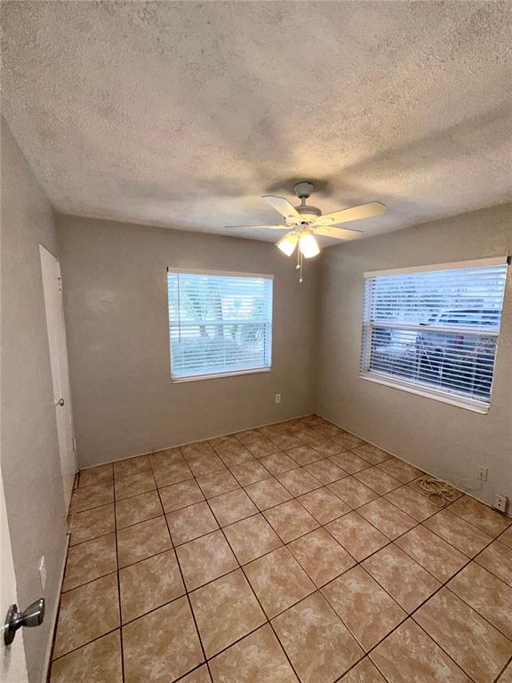 691 W HARBOR DRIVE S UNIT Lower, ST PETERSBURG, FL — photo 5 of 12