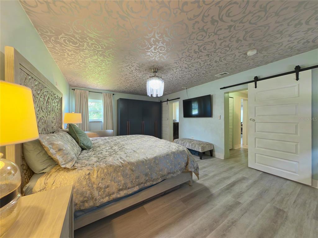 903 S MYRTLE AVENUE, NEW SMYRNA BEACH, FL — photo 2 of 30