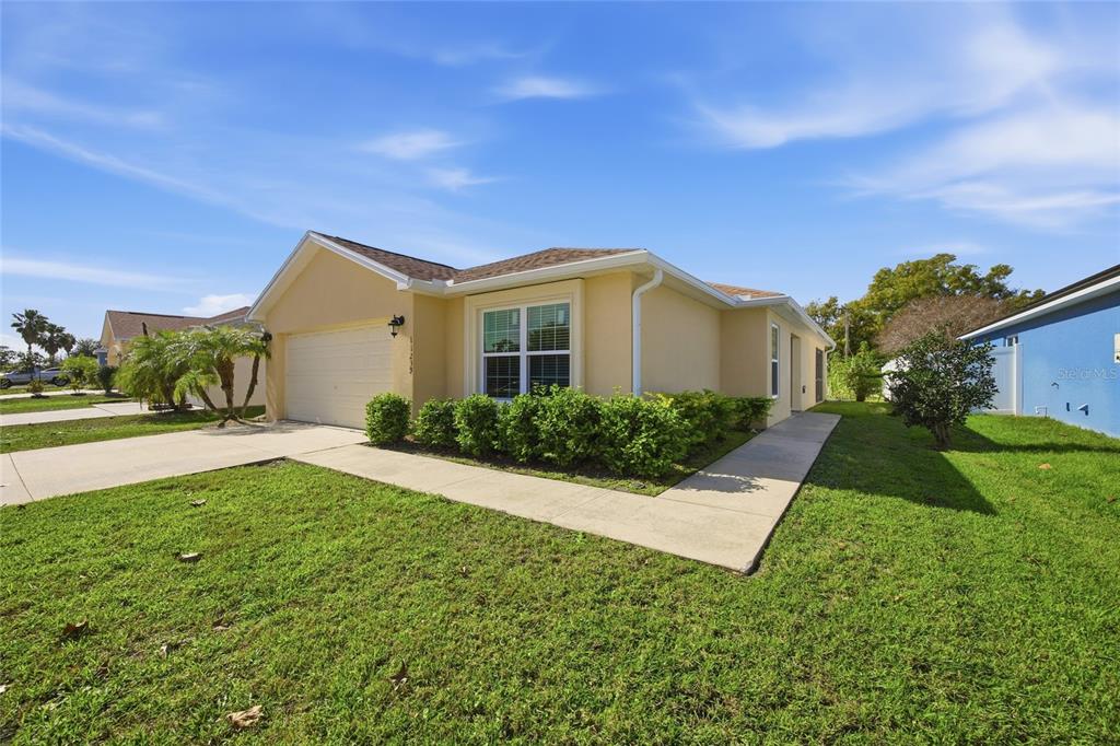 11239 SOUTHWIND LAKE DRIVE