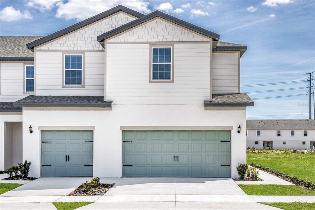 896 POPPY LANE