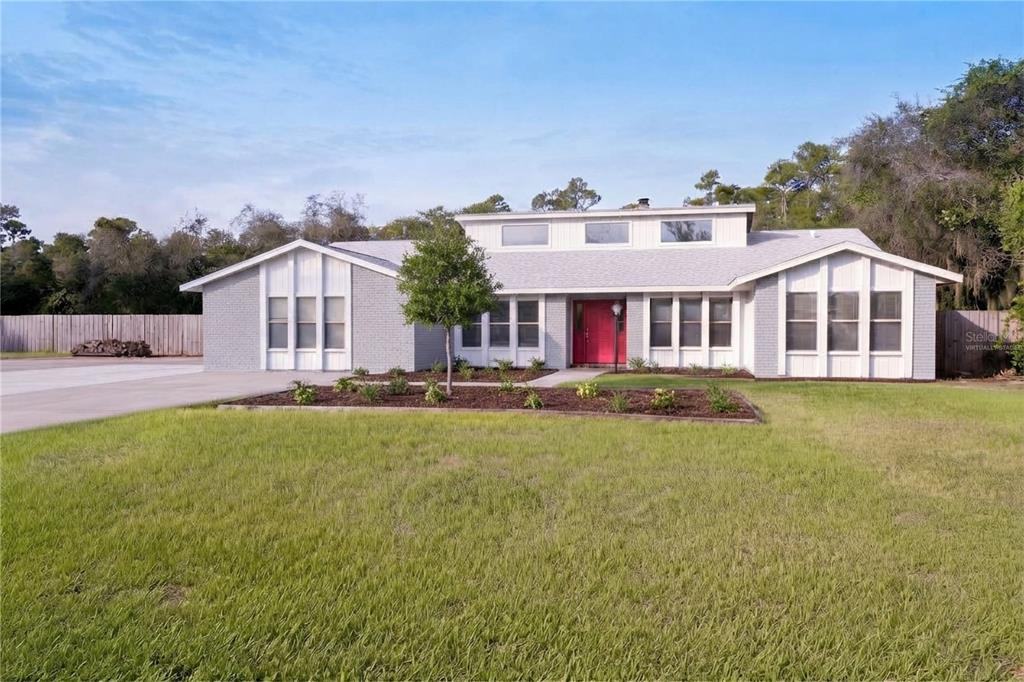 650 W LORRAINE DRIVE, DELTONA, FL — photo 2 of 30