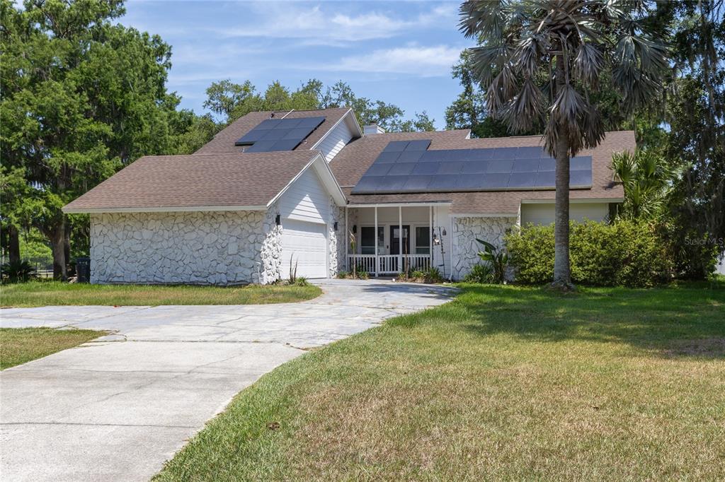 3181 WHISPER WIND DRIVE