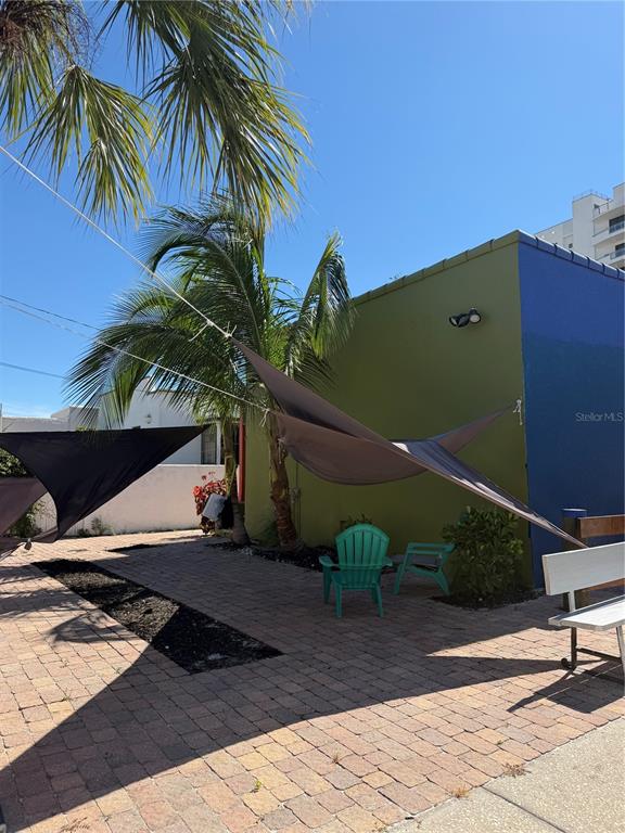 401 BURNS COURT, SARASOTA, FL — photo 3 of 6
