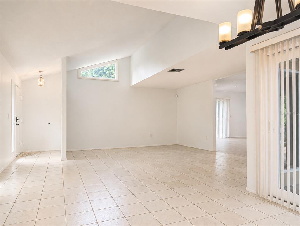 1309 WATER OAK WAY N, BRADENTON, FL — photo 5 of 30