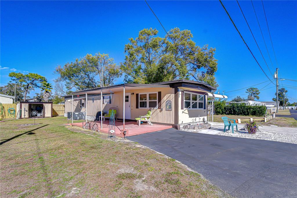 39107 HILLCREST DRIVE