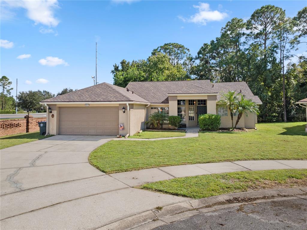 1017 EAGENS CREEK COURT, OVIEDO, FL — photo 2 of 30