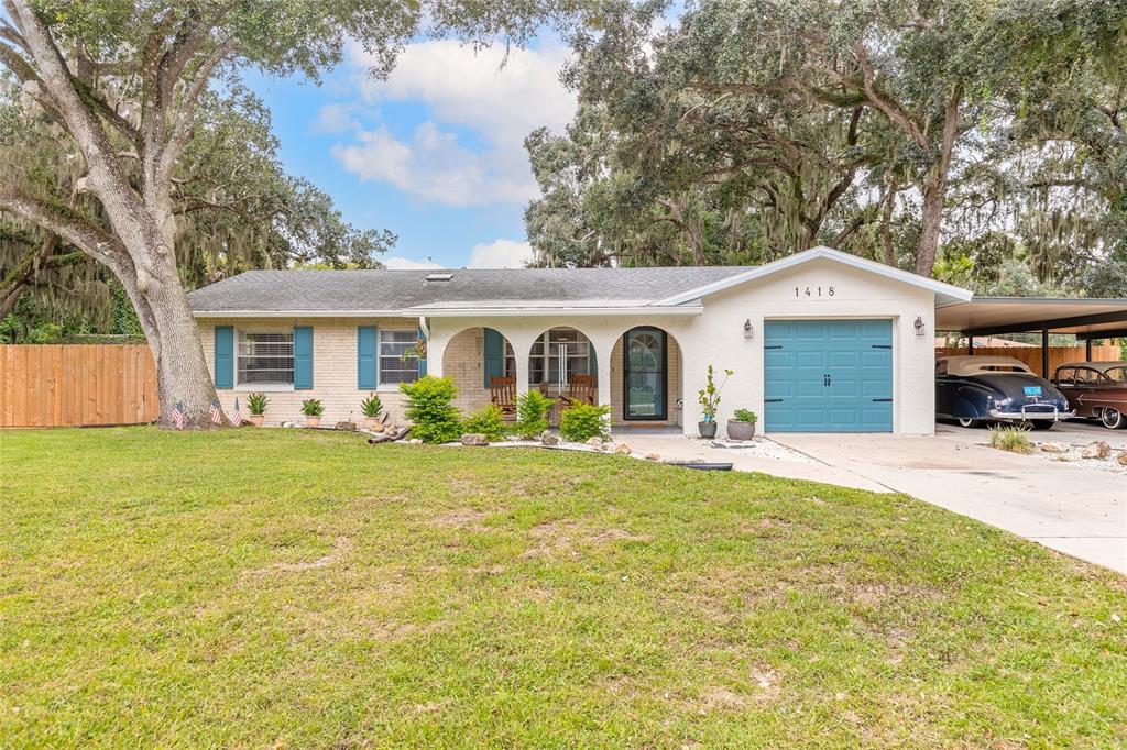 1418 NEEDLE PALM DRIVE