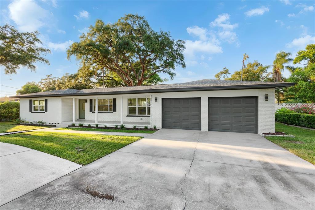 1732 LAKEVIEW ROAD